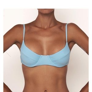 Vaya Island bikini top